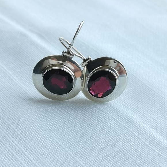 Sterling silver garnet drop earrings 🆕 - Picture 6 of 6